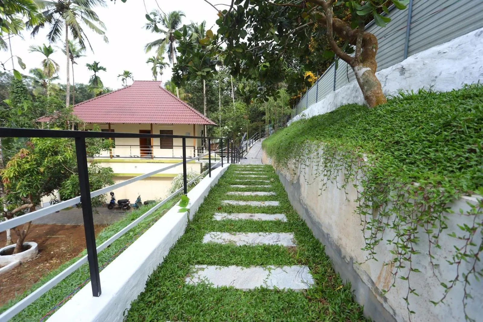 Karingens Resort Malayattur 0*,  India