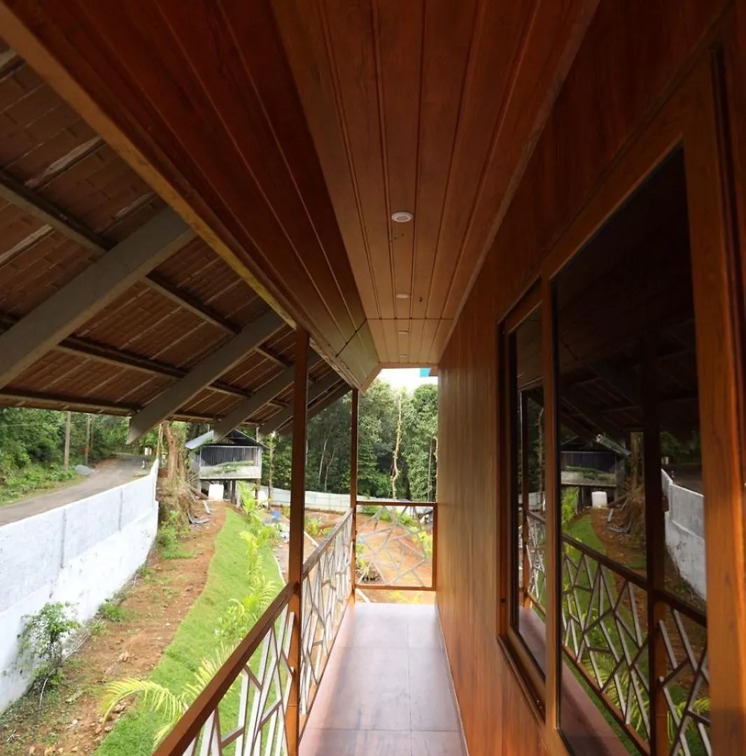 Karingens Resort Malayattur