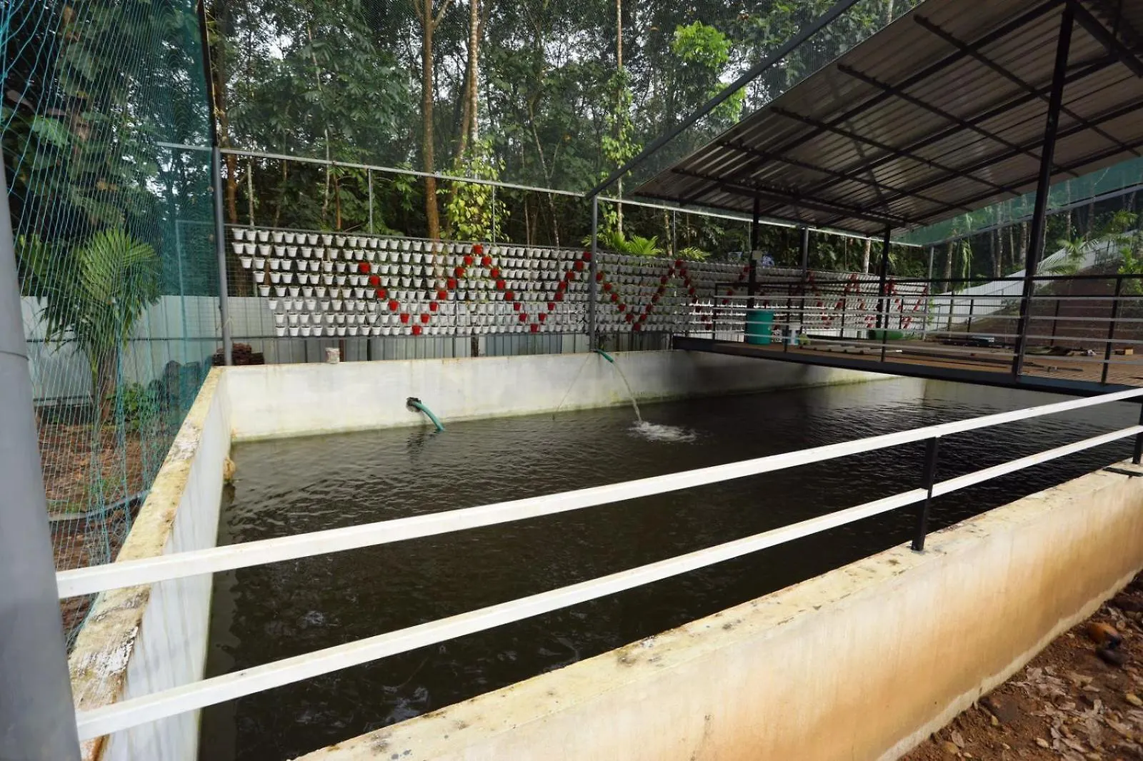Karingens Resort Malayattur